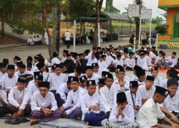Pemprov Kaltim Teguhkan Komitmen Wujudkan Pesantren Ramah Anak melalui GERNAS RANA